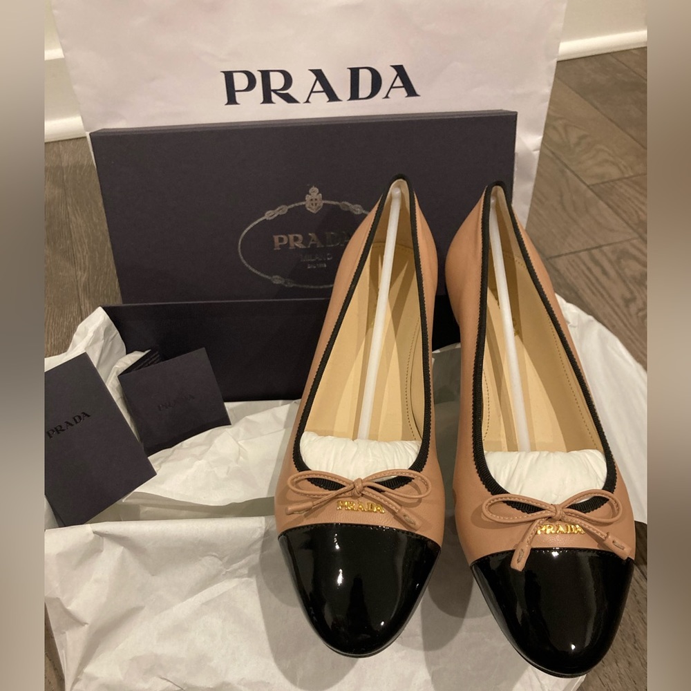 PRADA Calzature Donna Ballet Flats in Nappa Leather and Patent Leather Cap